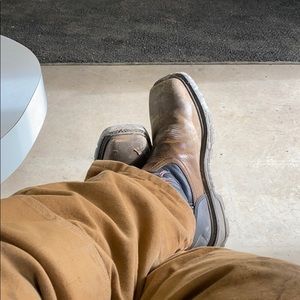 Meet your Posher, Acie